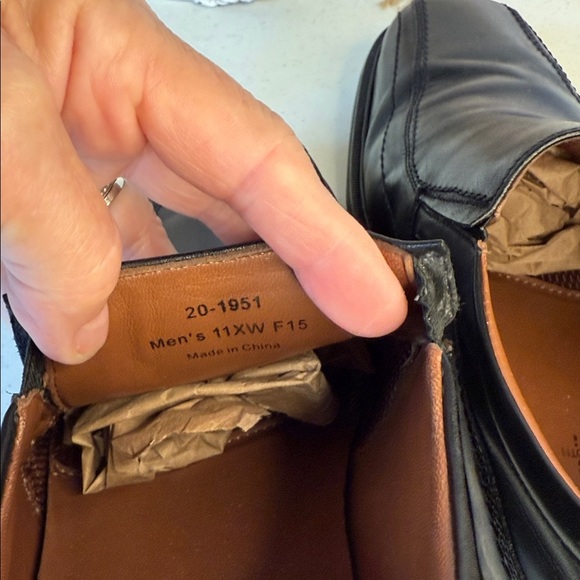 Johnston & Murphy 11 XW Stanton Waterproof Sheepskin Dual Width Shoes - Picture 8 of 12